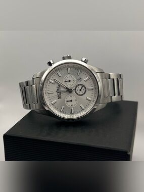 Michael Kors MK8015 Men’s Silver Stainless Steel Quartz Watch 42mm New Battery